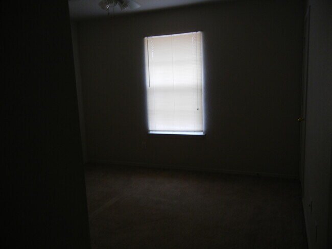 Building Photo - 1608 Inca Dr