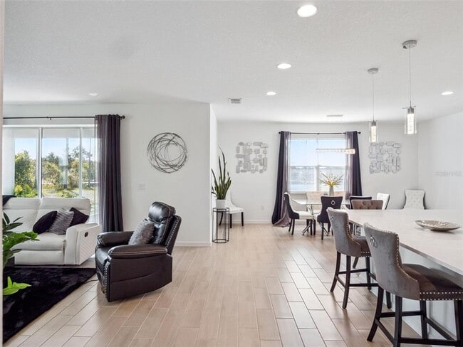 Building Photo - 591 Via Bella Ct