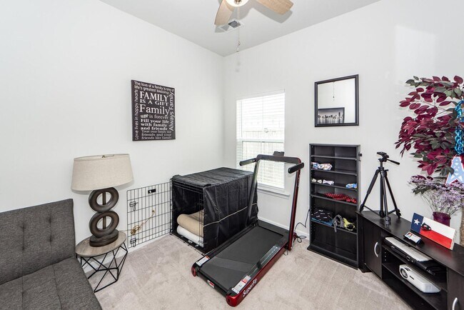 Building Photo - 4 Bedroom, 3 Bathroom home in Liberty Village - Goose Creek