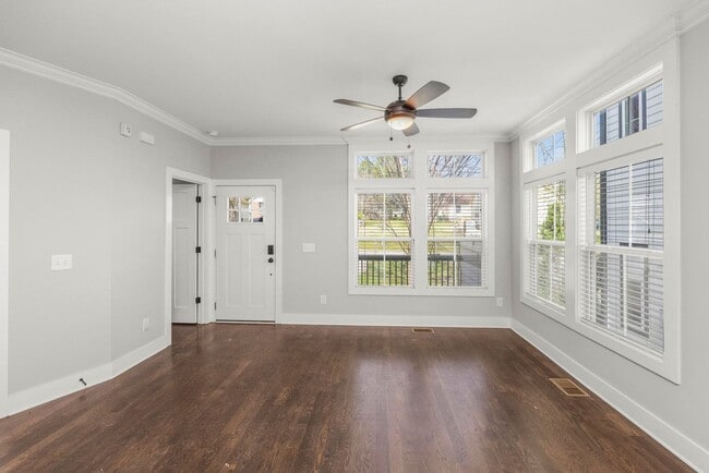 Building Photo - 505A Moore Ave