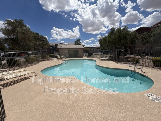 Building Photo - 8000 W Badura Ave