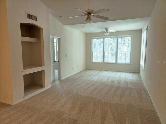 Building Photo - 4174 Central Sarasota Pkwy