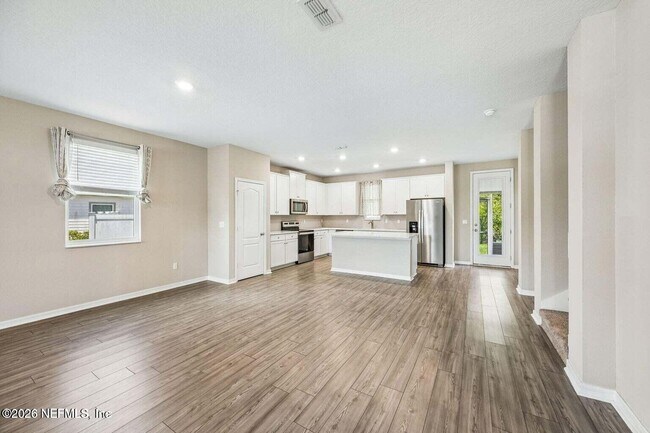 Building Photo - 123 Sailors Landing Ct