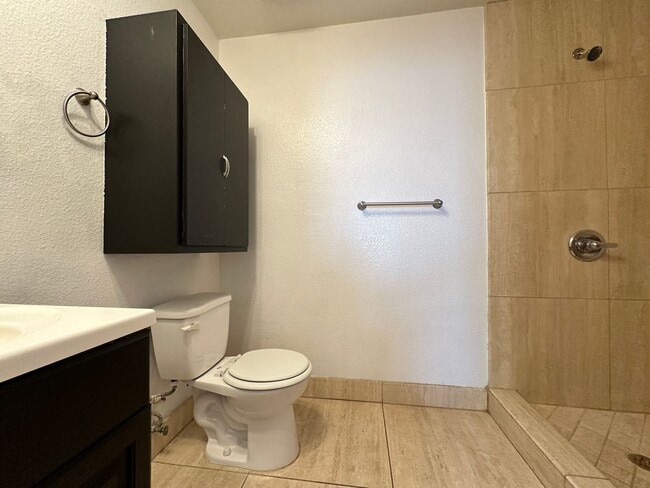 Building Photo - CASA MESA CONDO