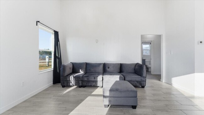 Building Photo - 1428 Rd 5607