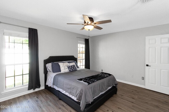 Building Photo - 1720 Wildwood Creek Ln