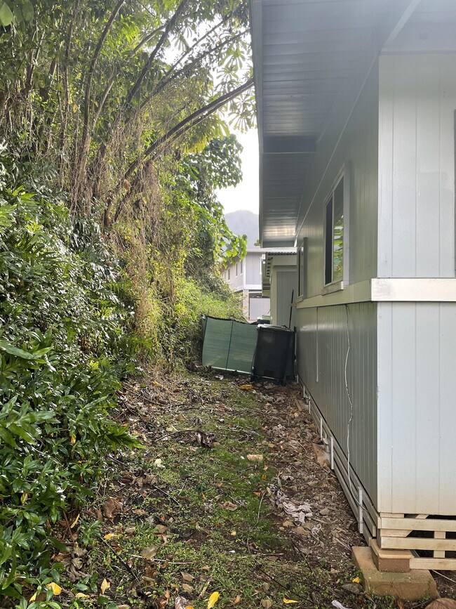 Building Photo - 47-361-361 Ahuimanu Rd