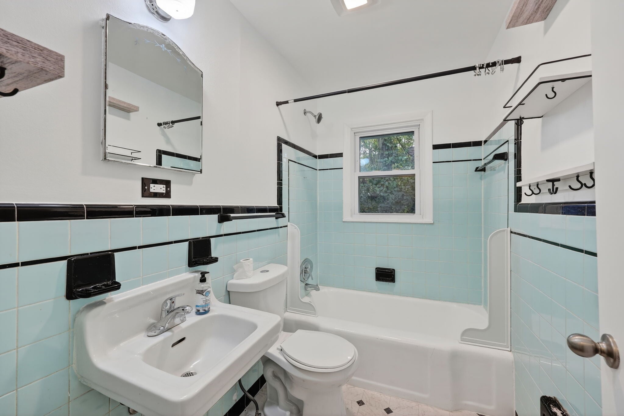 Building Photo - 106 McKennell Dr