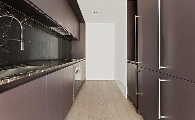 Building Photo - 1 bedroom in Brooklyn NY 11249