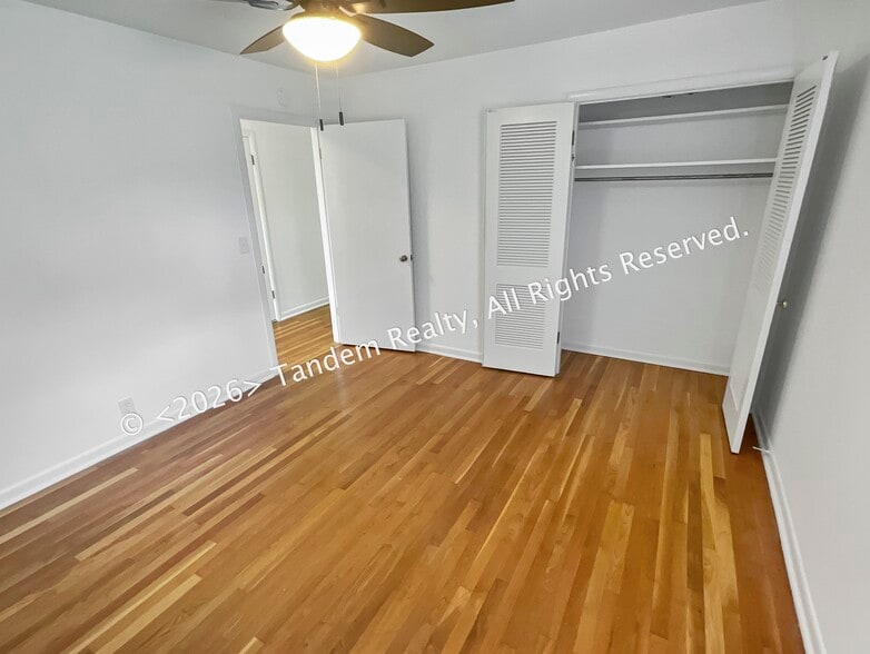 Building Photo - 406 Ritchie Dr