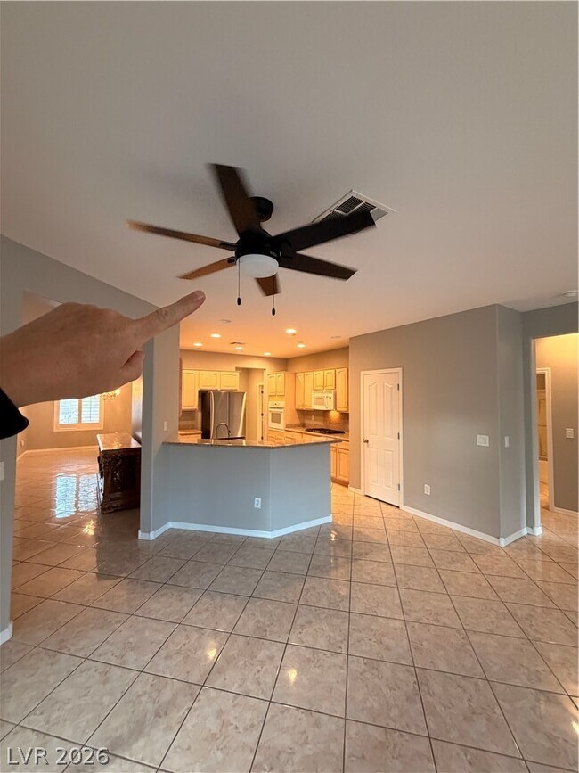 Building Photo - 2759 Foxtail Creek Ave