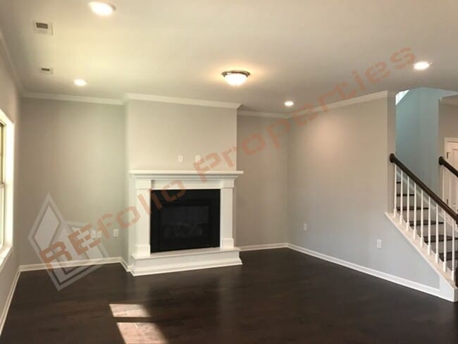 Building Photo - 1648 Pantego Trl