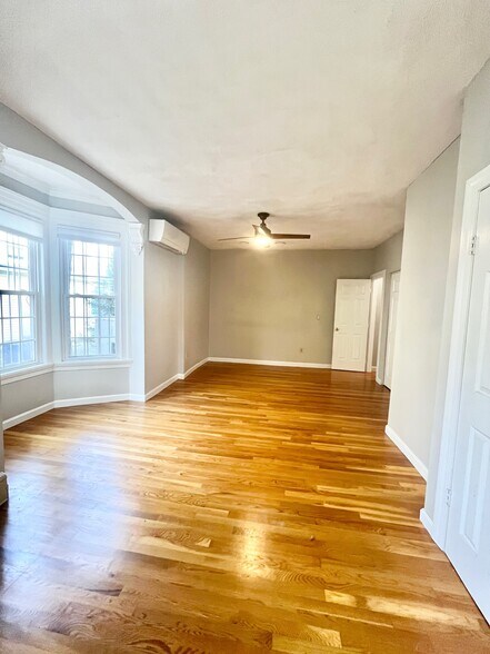 Building Photo - 120 Highland St