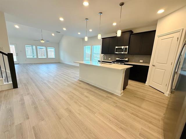 Building Photo - 2909 Hanscom St