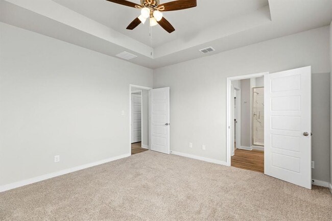 Building Photo - 158 Schrader Dr