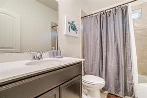 Building Photo - 4416 Lakeview Dr