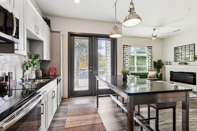 Lumina - 3701 Conti St New Orleans LA 70119 | Apartment Finder