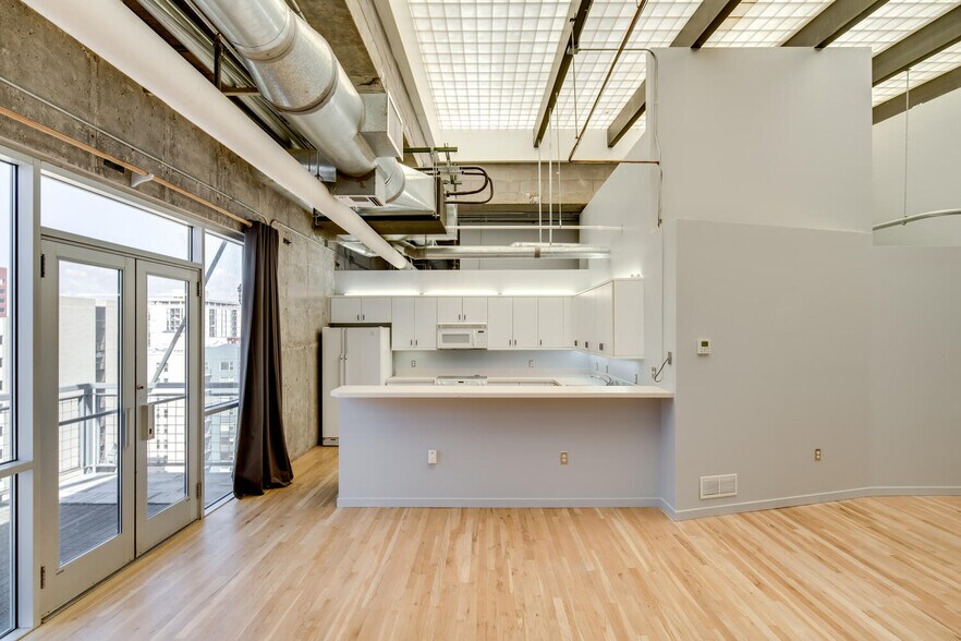 Building Photo - 2020 Arapahoe St