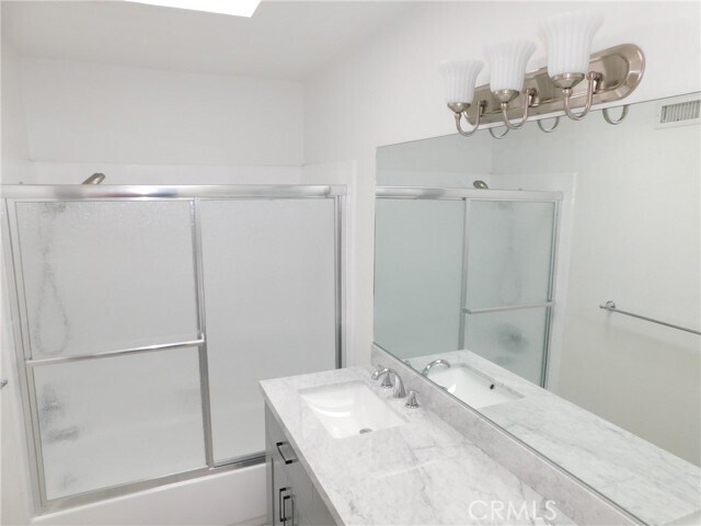 Building Photo - 2346 Sarandi Grande Dr