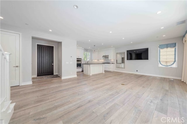 Building Photo - 133 Toretta