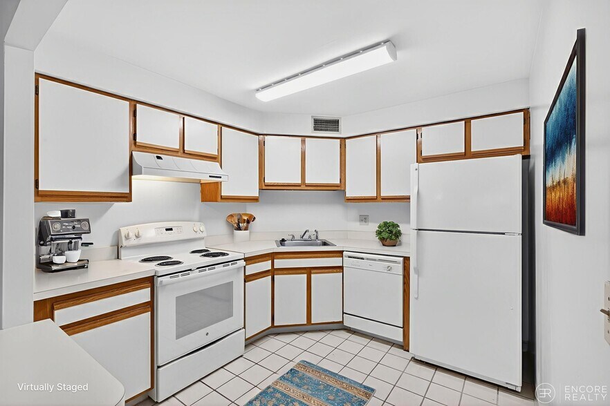 Building Photo - 394 Ocean Ave