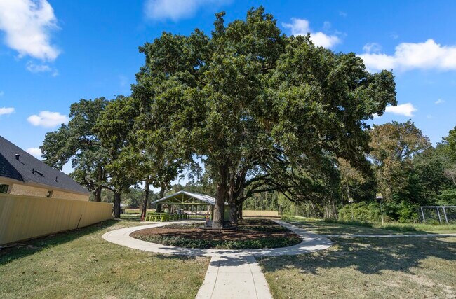 Building Photo - 40621 Guillemont Ln