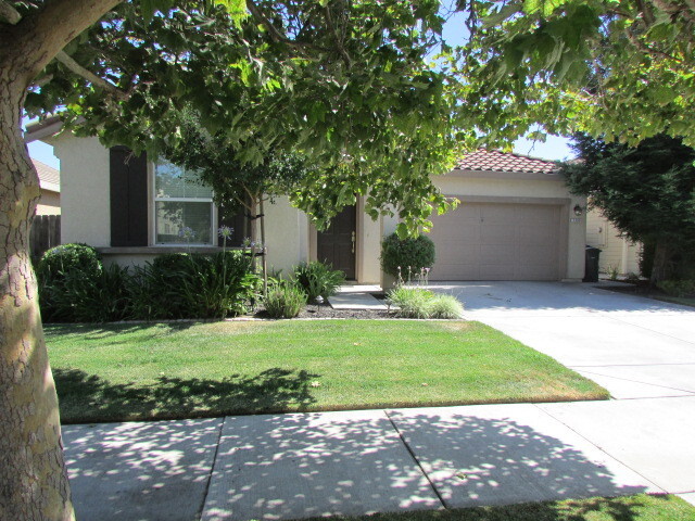 Building Photo - Single story home in Turlock!!