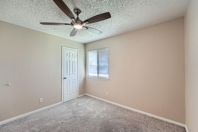 Building Photo - 6509 Krollton Dr