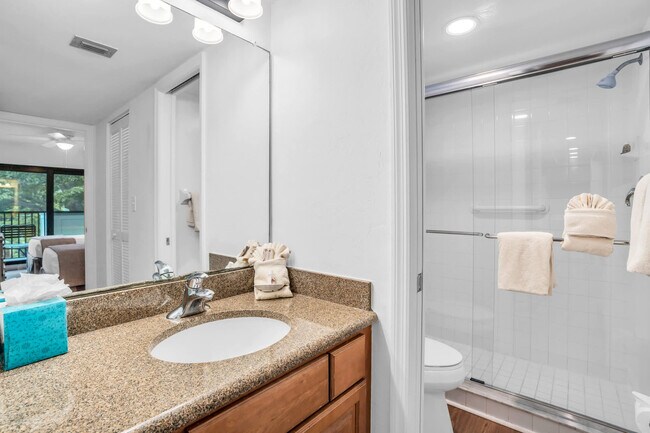 Building Photo - 600 Neapolitan Way