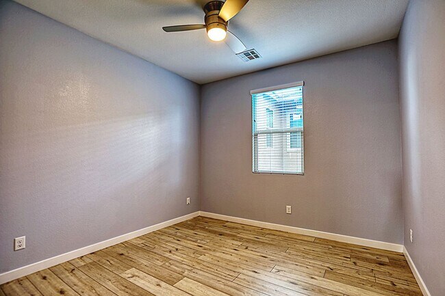 Building Photo - 3364 Caldora Ln