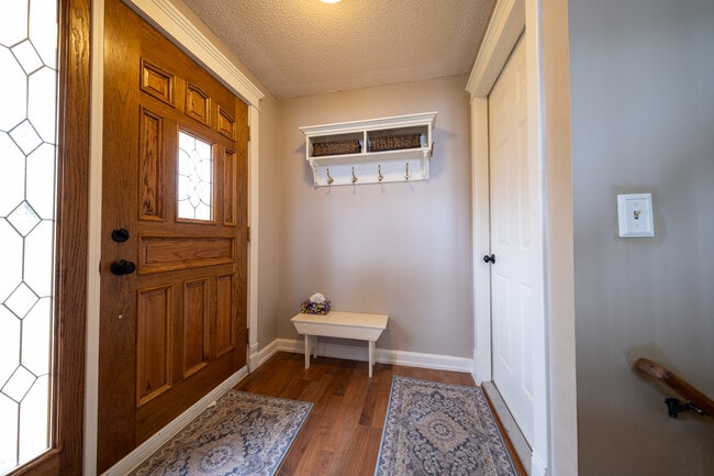 Building Photo - 6045 Covington Terrace