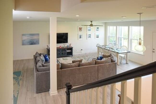 Building Photo - For Rent – Aqua Villa at Bishop’s Landing