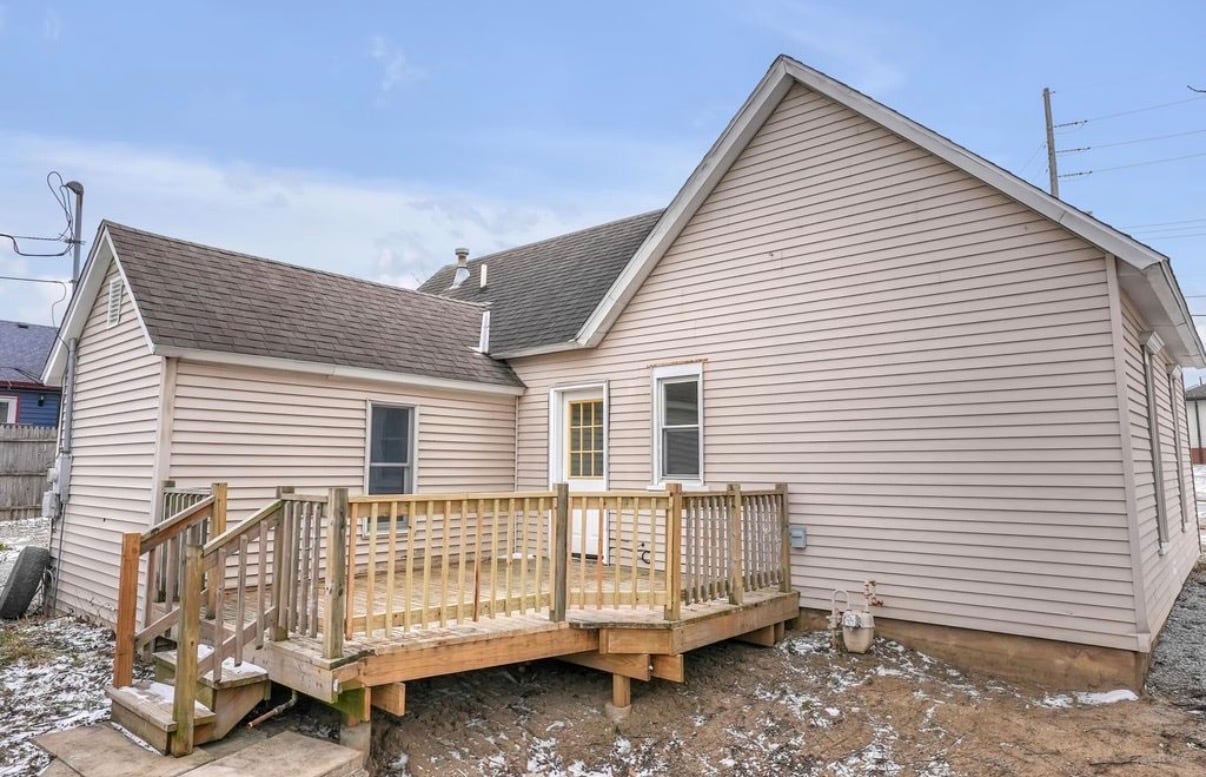 Building Photo - 105 E Bates St