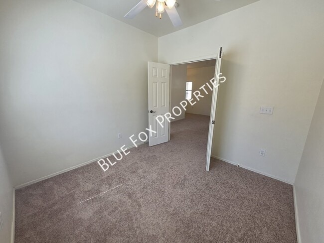 Building Photo - 3508 W Lost Village Ln