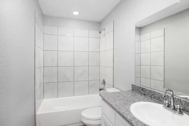 Building Photo - 23338 Sandpiper Trail