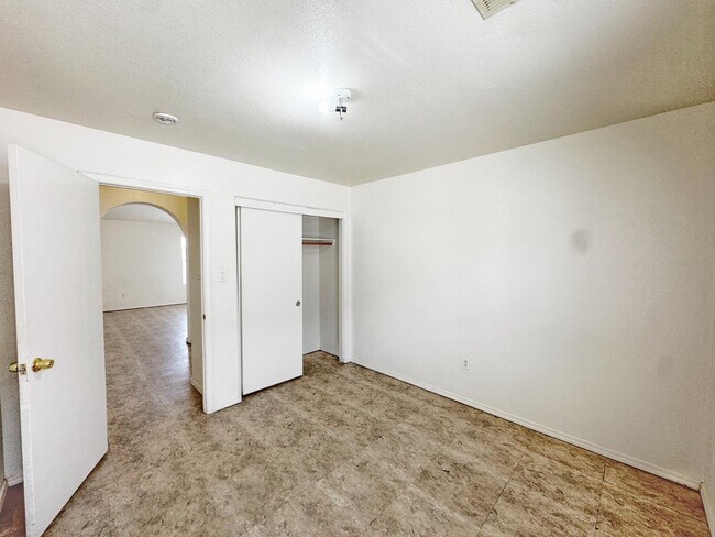 Building Photo - 2309 Iron Gate Trail SW