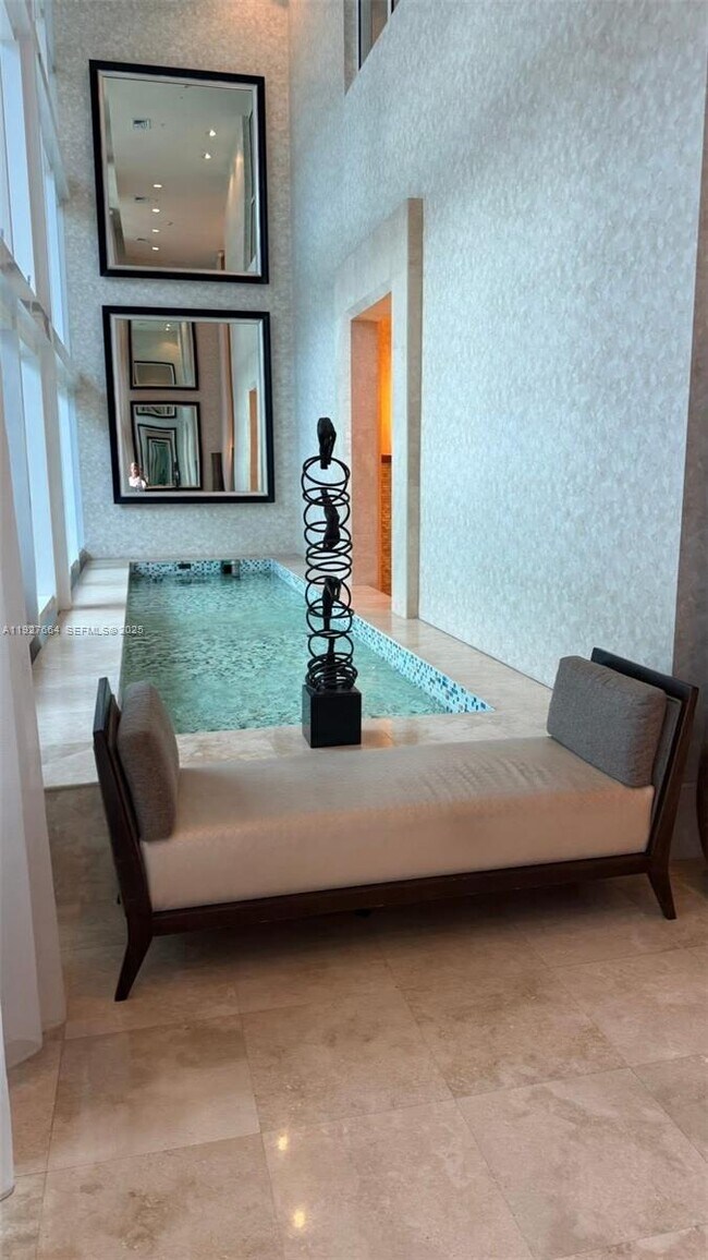 Building Photo - 1945 S Ocean Dr