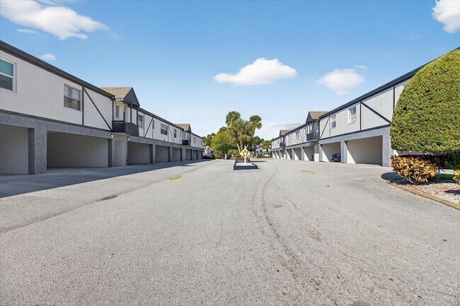 Building Photo - 1146 King Arthur Ct