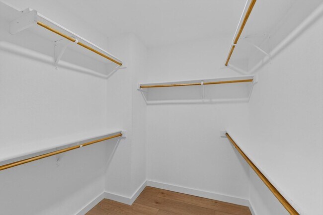 Building Photo - 4420 Seville Ln