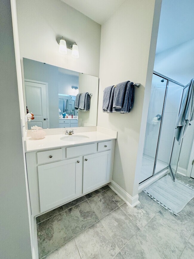 Building Photo - 2464 Campton Lp