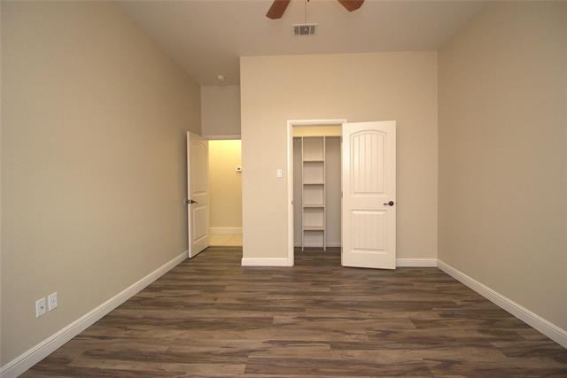 Building Photo - 2208 Beau W Ct