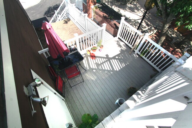 Building Photo - 386 Central Ave