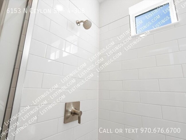 Building Photo - 6153 N Ceylon St