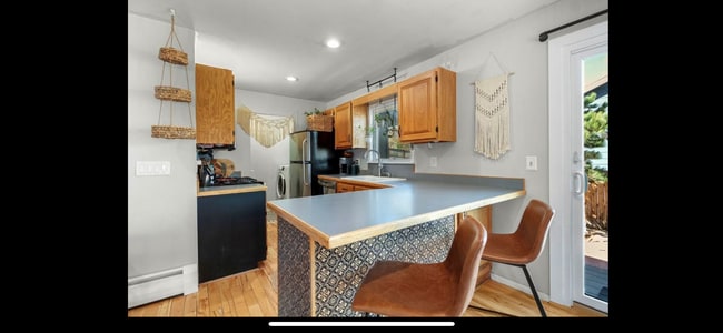 Building Photo - 678 Deer Path Rd