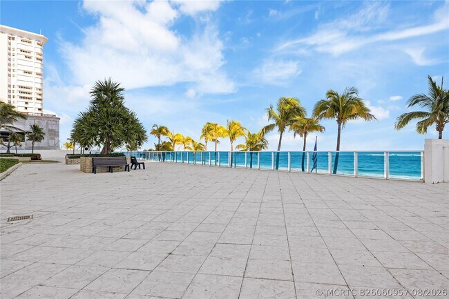 Building Photo - 1360 S Ocean Blvd