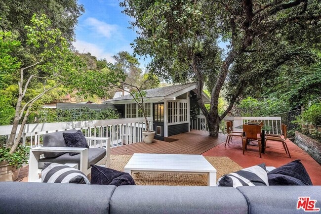 Building Photo - 10546 Selkirk Ln