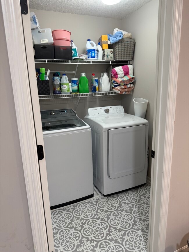 Building Photo - 11190 204th St W