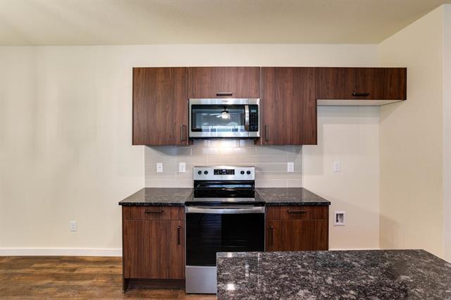 Building Photo - 652 Blackland dr