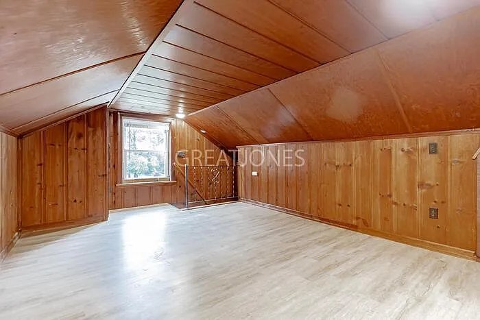 Building Photo - 113 Powell Ave