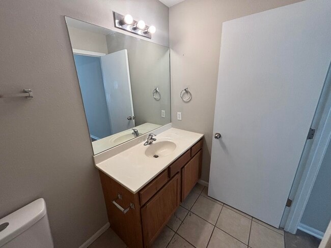 Building Photo - 1419 Bodie Dr